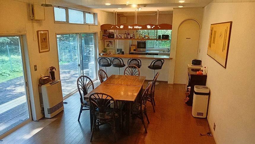 山梨県・山中湖の愛犬と泊まれる宿「プライベートハウス バイロン」