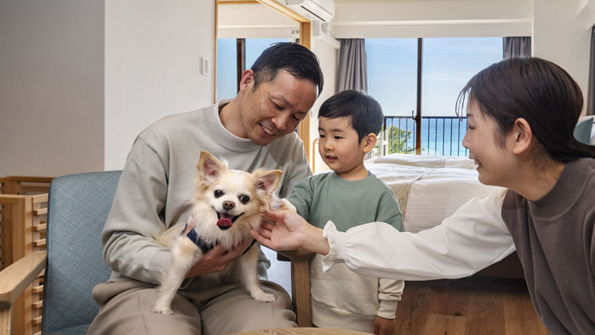 愛犬と一緒にくつろげるオーシャンビュー客室｜熱川オーシャンリゾート