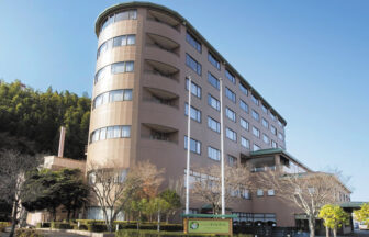 静岡県浜名湖に建つ浜名湖わんわんパラダイスホテルの全景｜愛犬同伴可能な温泉リゾート