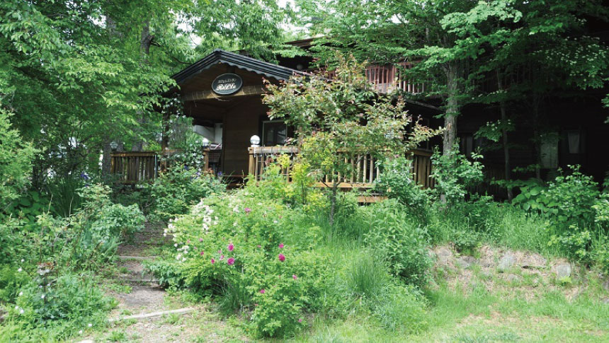 長野県原村のペンション「グリーングラス」の外観