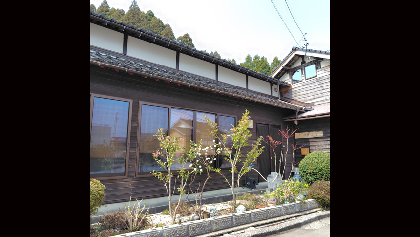 わんこと泊まれる宿 旅宿やす田は、行き届いたおもてなしを第一に、わずか2部屋の1日1組限定の能登の宿