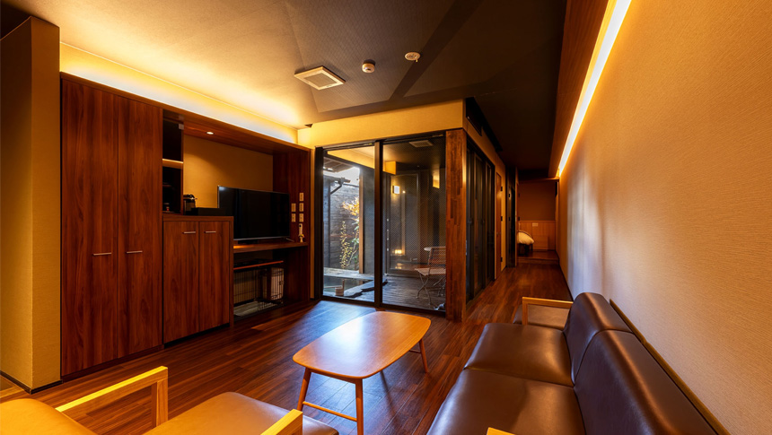 熊本県花房台温泉｜Wa！王国　狗の郷（くのさと）。ペットと一緒に泊まれる隠れ宿。モダンで広々とした客室