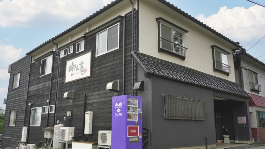 福井県三国町にある北陸で初めての大型犬も対応のお宿、「わん庵」。趣のある和風宿