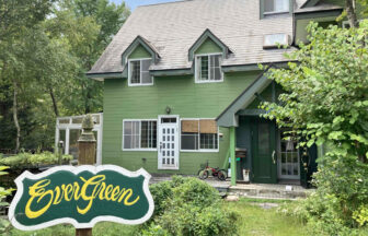 EverGreen(エバーグリーン)｜長野県八ヶ岳の自然と、アロマ香る館内。薪ストーブで暖らん プレールーム