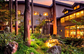 一里野高原ホテルろあん｜大自然に恵まれた一里野高原にある湯宿。白山の美しい景色を堪能し源泉かけ流しと森林浴も楽しめる