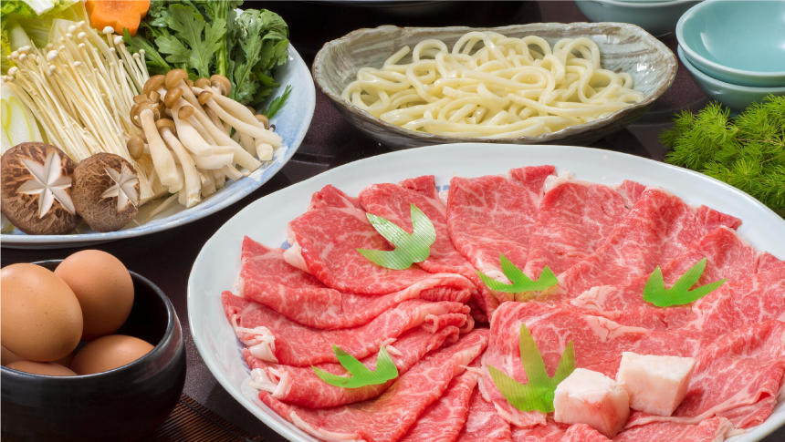 わんわんパラダイス 蓼科で味わう牛肉と高原野菜のすき焼き