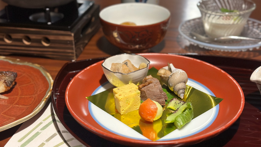 ホテル四季の蔵で提供される伊豆の食材を使った和食料理