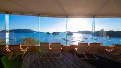 1300-slider06-mie-toba-grandhotel-lobby