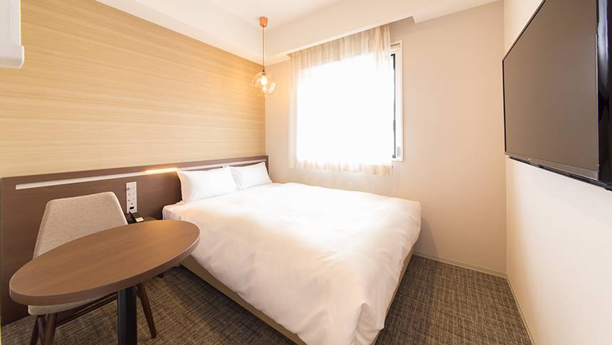 ホテルイルヴェルデ京都のナチュラルテイストなダブルルーム｜愛犬とくつろげる京都の宿泊施設