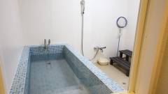 1285-slider09-caro-foresta-motohakone-luchia-bathroom
