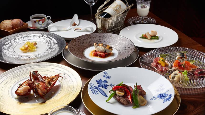 フォレストヴィレッジで味わう肉料理と魚介料理のコースディナー