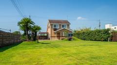 1417-slider03-chiba-asovilla-aka-exterior-and-dogrun
