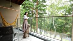1338-slider03-nagano-regina-resorts-karuizawa-mikageyousui-guest-room-balcony