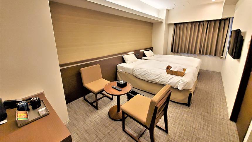 ホテルイルヴェルデ京都の落ち着いたツインルーム｜愛犬と一緒にくつろげる京都の客室