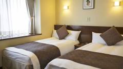 1039-slider05-nagano-caro-foresta-karuizawa-giardino-guest-room
