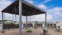 1519-slider01-yenns-marina-inn-mashiki-condo-hotels-rooftop
