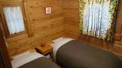 0342-slider02-dogcottage-jamswan-bedroom