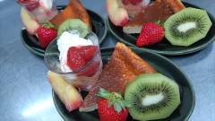 0342-slider05-dogcottage-jamswan-dinner-sweets