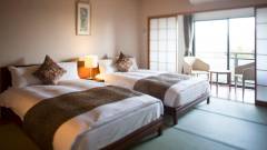 1285-slider06-caro-foresta-motohakone-luchia-guestroom