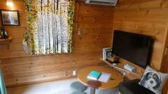 0342-slider03-dogcottage-jamswan-living